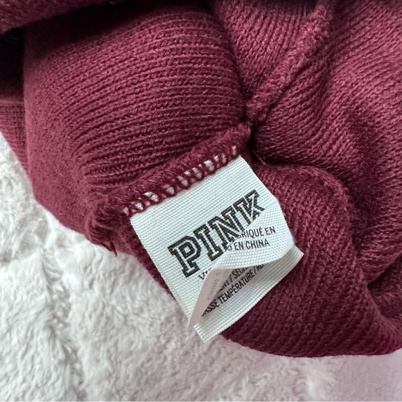 Victoria's Secret PINK | Maroon And Cream Pom Pom Beanie | Size Adult - Picture 7 of 8